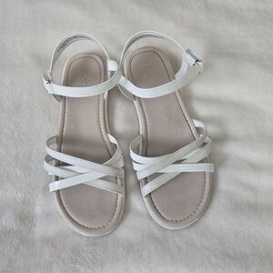 The Children's Place Big Girls White Strappy Sandals Size 5